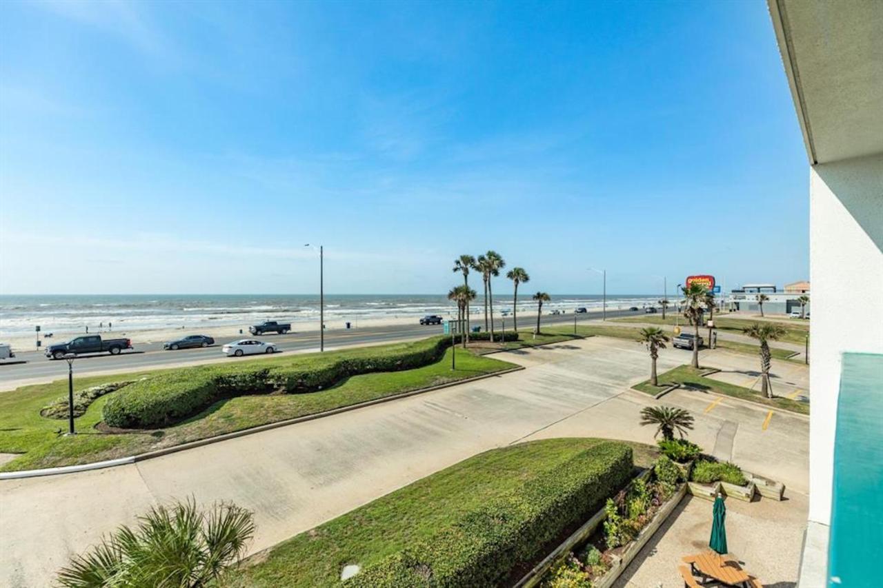 Casa Del Mar A Step To Shore Галвестън Екстериор снимка